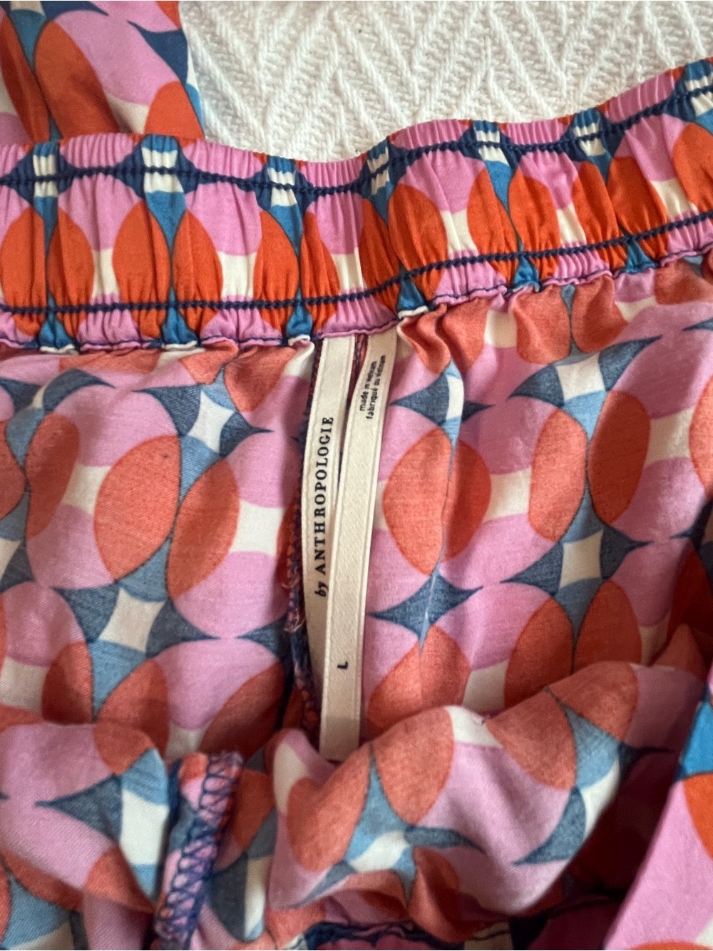 Anthropologie Women’s Short Pajama Set in Coral Pink Geometric Print size L/XL - Picture 4 of 6